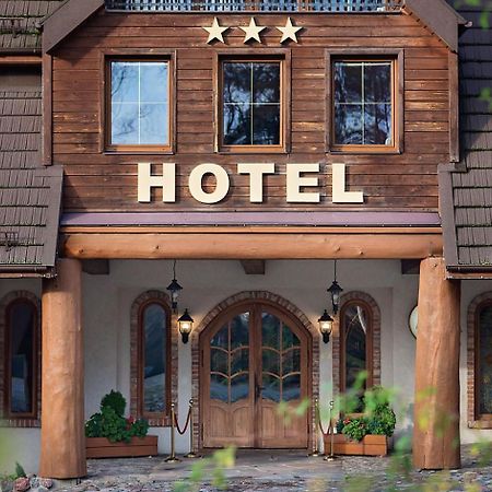 Hotel Szymbark Екстериор снимка